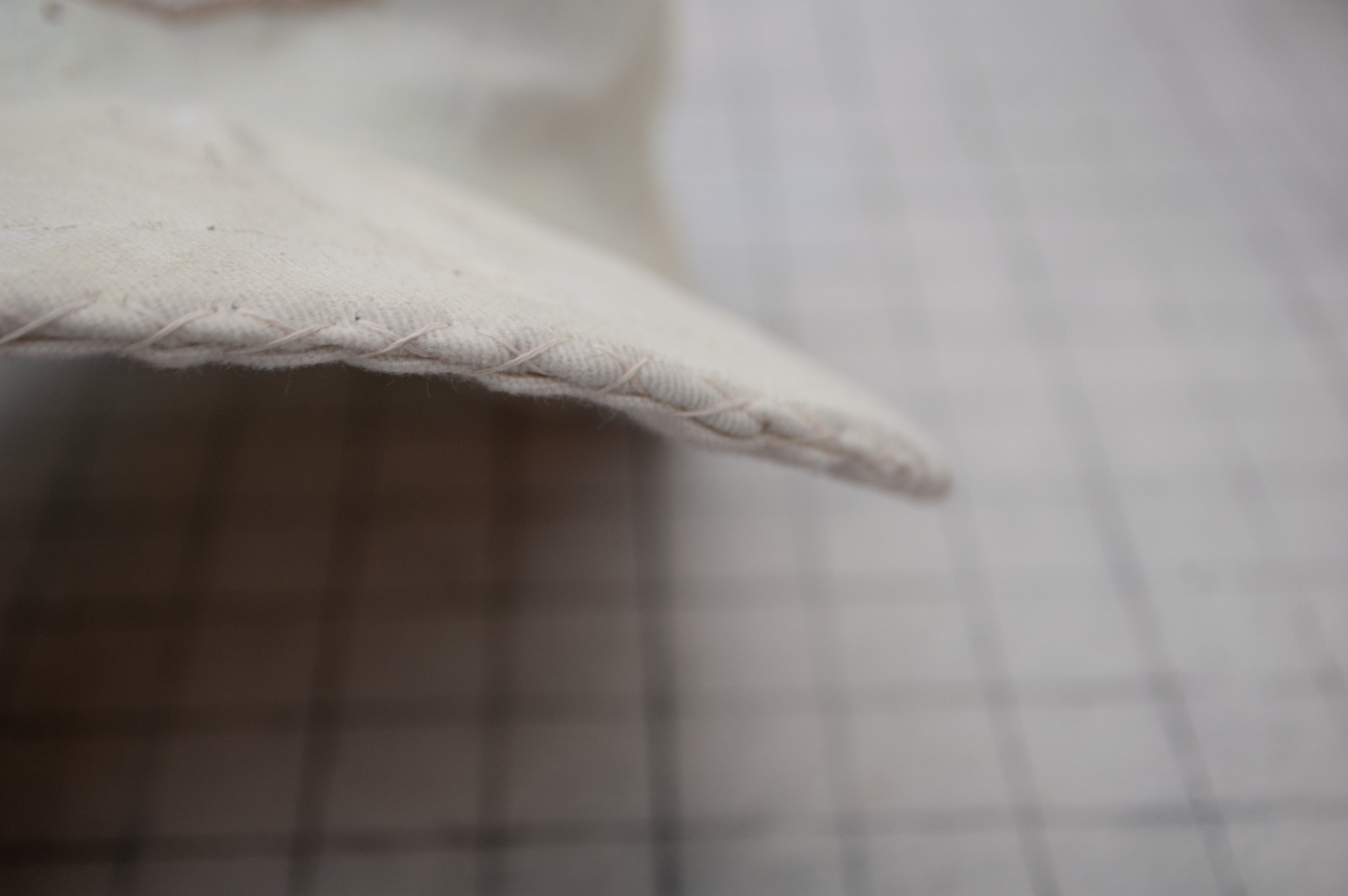 LOGO PILLBOX HAT